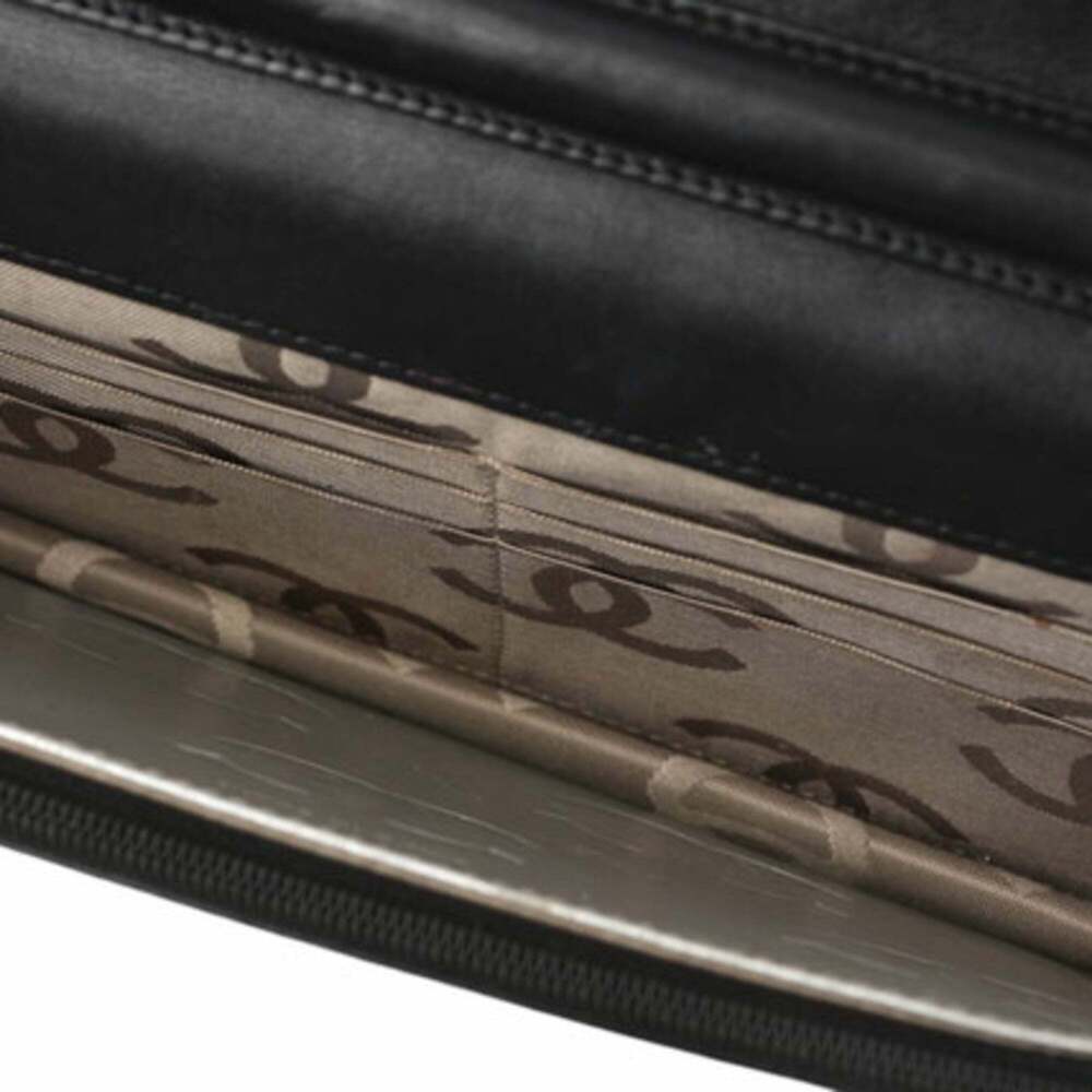 CHANEL Black Wallet - Picture 8 of 16